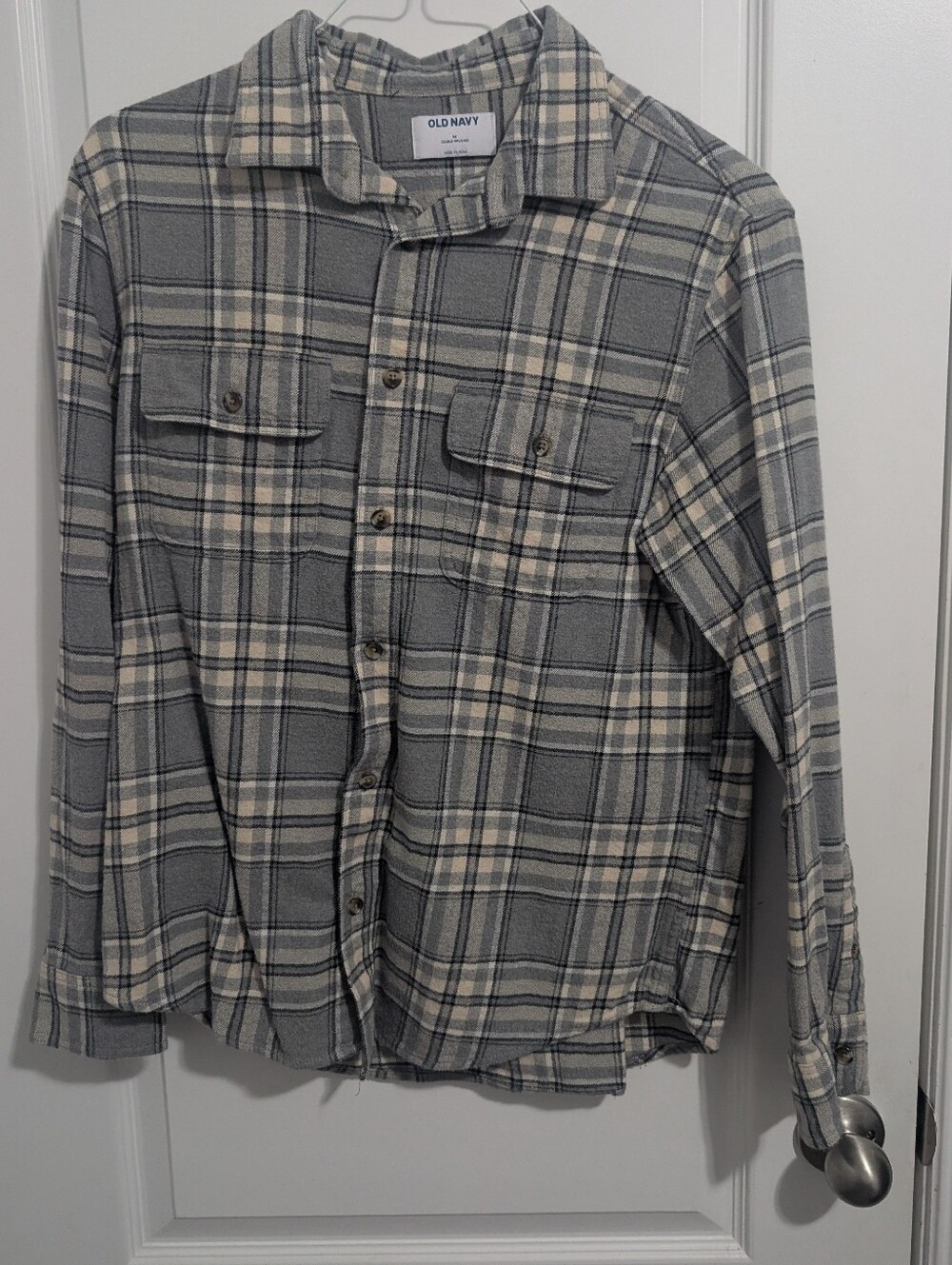 Old Navy Men’s Gray & Cream Plaid Button-Up Shirt